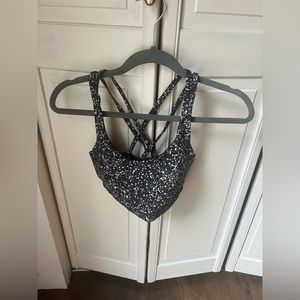 lululemon Energy Bra *Medium Support B-D Cups